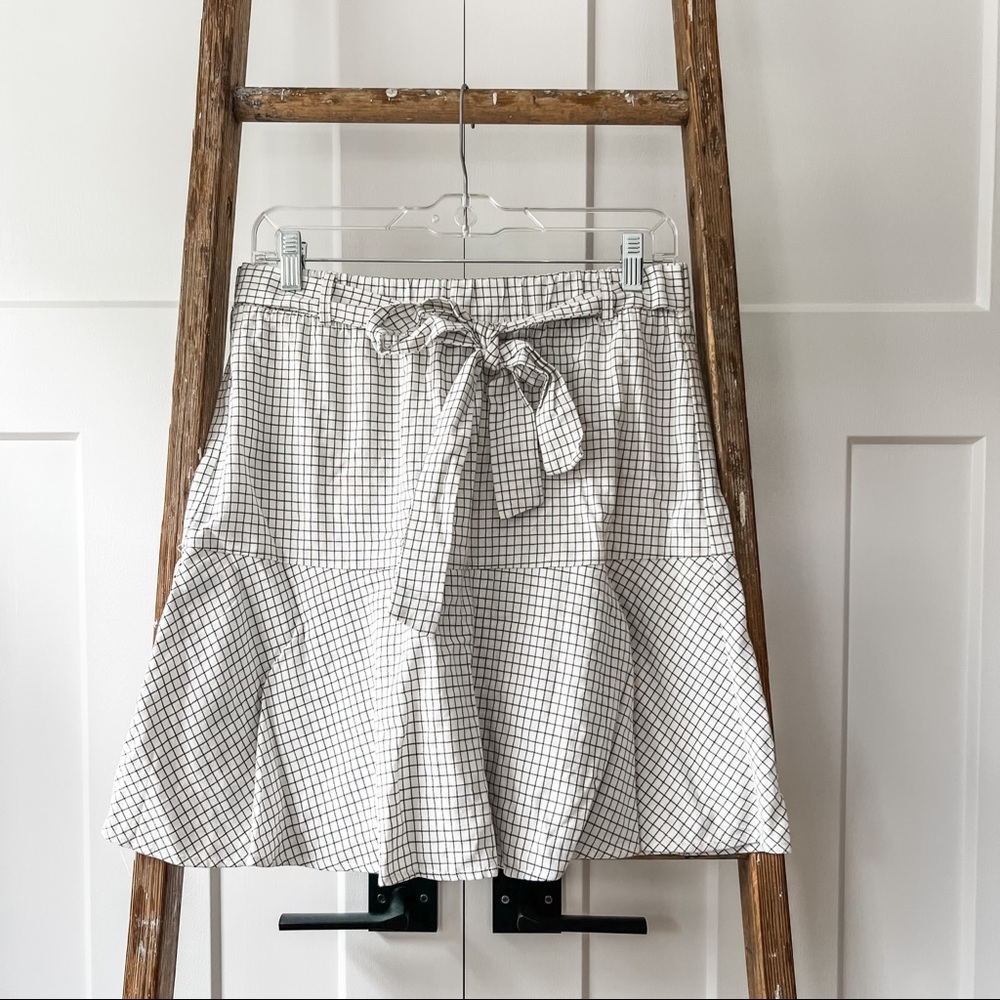 NWT Potters Pot Skort | Large